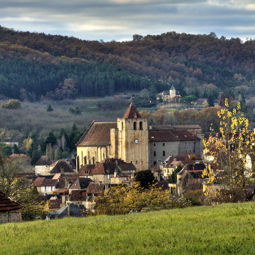 Anne Bécheau, Anne Becheau, visites guidées, visites privées, excursions, guide conférencière, Recherches historiques en Dordogne Périgord dordogne périgord